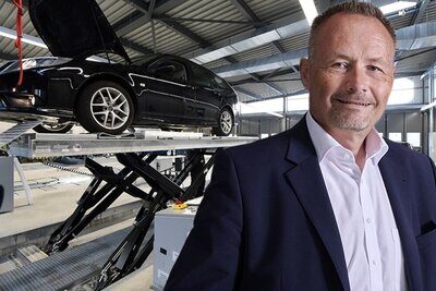 Lorenzo Cascioni, Vizedirektor des Bundesamtes für Strassen ASTRA erklärt STREETLIFE, dass die Delegation der MFK an Garagen möglich ist. Bild: ASTRA, TCS