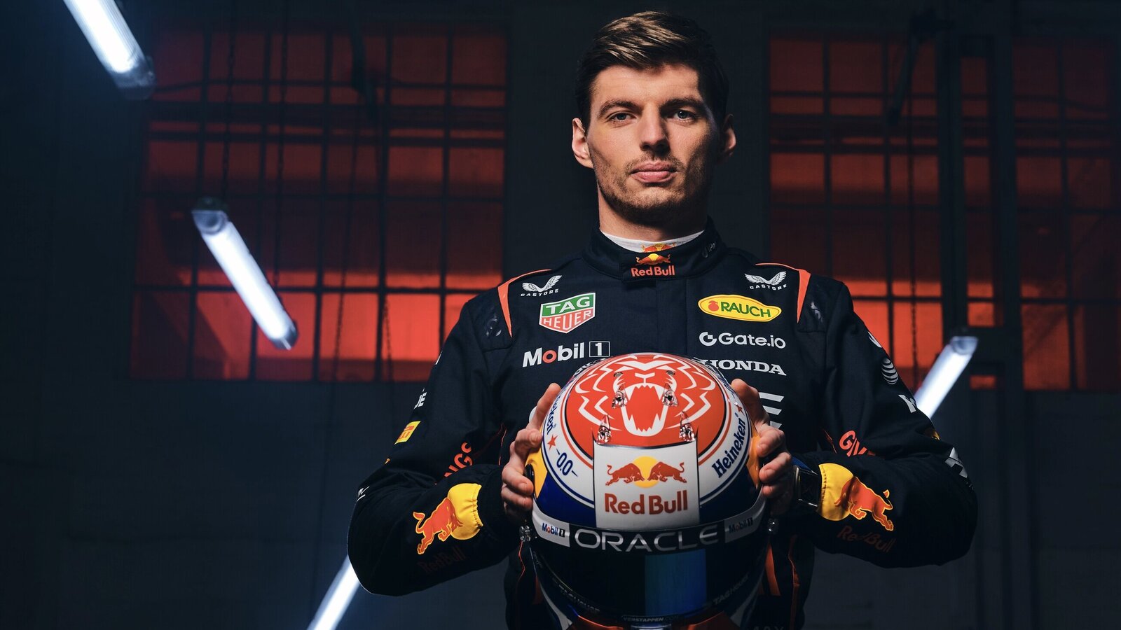 Der vierfache Weltmeister Max Verstappen jagt von hinten an McLaren heran. Bild: www.redbullcontentpool.com