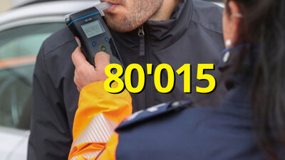 Im Jahr 2023 wurden in der Schweiz 80'015 Ausweise entzogen. Bild: KaPo SG