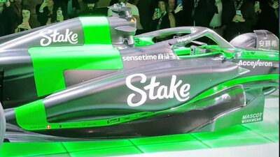 Sauber C44 bei der Enthüllung