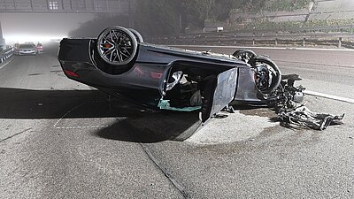 261015_a1wallisellen_vuakoe2 Unfallfahrzeug