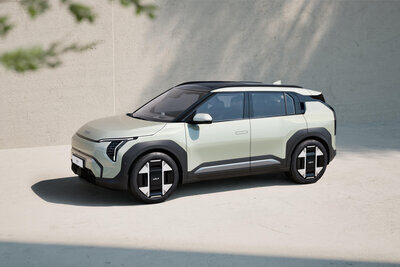 Kia EV3 von der Seite