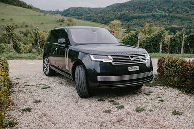 Range Rover von schräg vorne