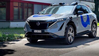 Pilotprojekt iamo - Start der Kartierung mit zwei Personenwagen des Modells Nissan Aryia elektro