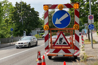 Umleitungsanhänger Baustelle Bellerivestrasse Zürich