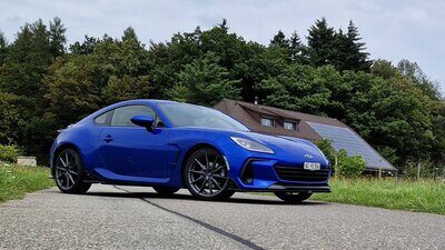 Frontansicht des Subaru BZR