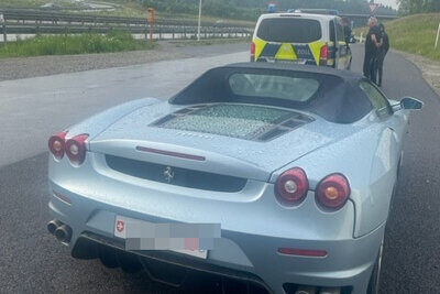 Schmuggel Ferrari Deutscher Zoll