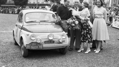 Frauenliebling und Kult-Italener: Der Fiat 500 mit Verbrennermotor geht in Rente. Bild: Fiat