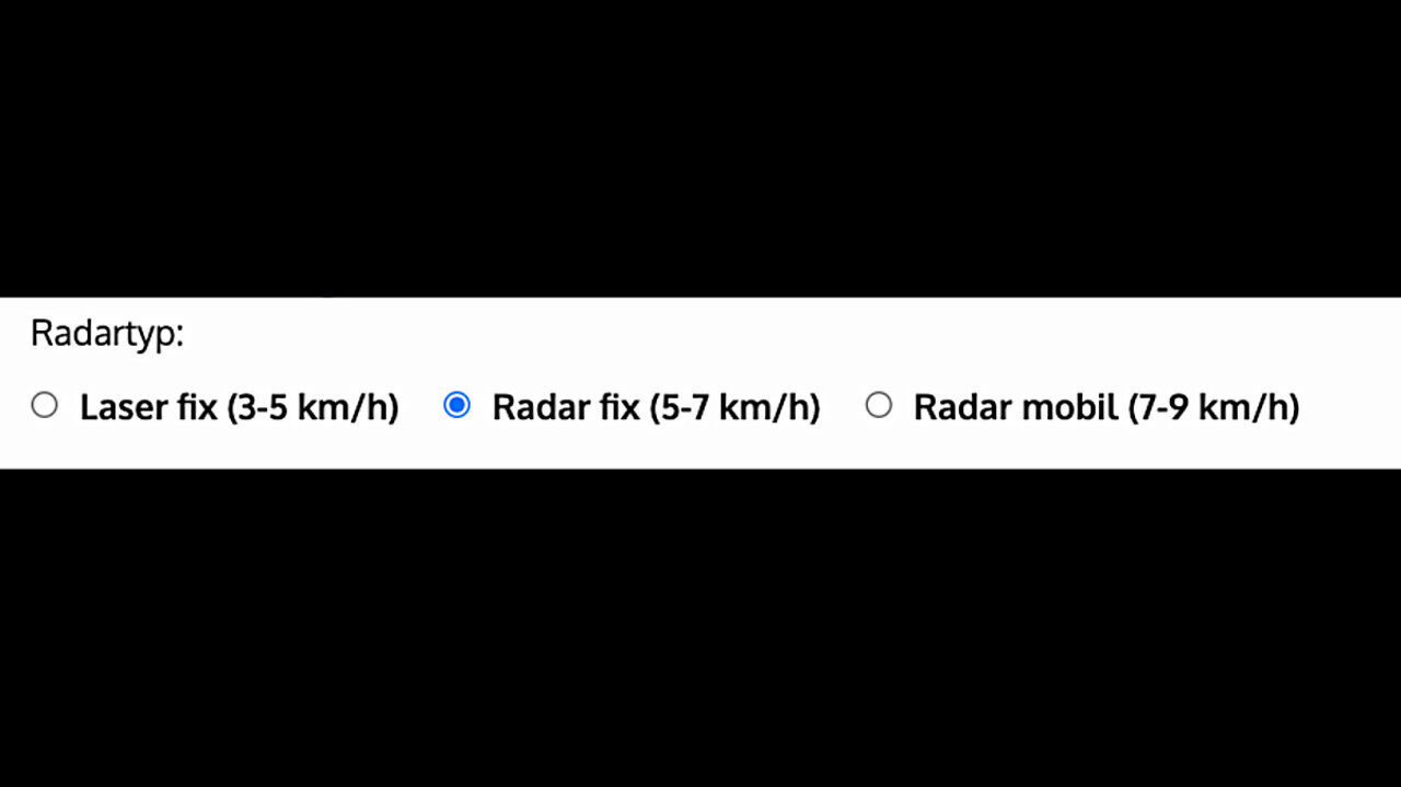 Der nächste Schritt ist die Wahl des Radargeräts. War es ein stationärer Laser, ein festinstalliertes Radargerät oder ein mobiles Gerät? Wir wählen ins unserem Fall der festinstallierte Blitzer. Danach klicken wir auf berechnen.