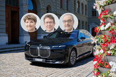 Bundesrats BMW mit Bundesräten als Icon im Vordergrund