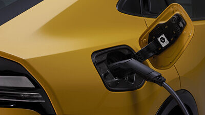 Auto mit Ladestecker