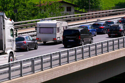 Alle Jahre wieder: Stau am Gotthard.