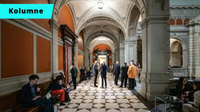 Teaser Bild Kolumne mit Bundehaus Innenansicht