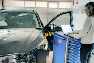 Die Schweiz übernimmt die EU-Norm. Ab 1. April 2024 ist die Blackbox in Neuwagen obligatorisch. Bild: ADAC