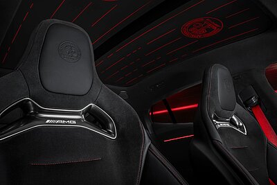 Mercedes AMG Logo Sitz